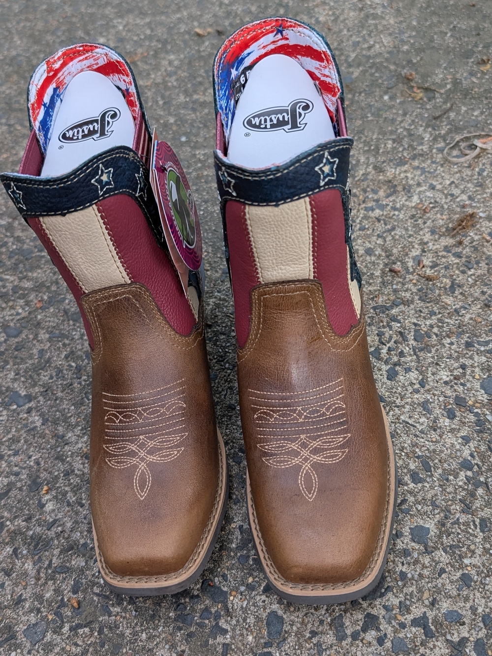 Justin Western Chellie Ankle Boots with Star-Spangled Design (new) - Picture 8 of 11